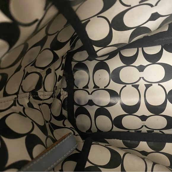 Coach Purse - Picture 11 of 12